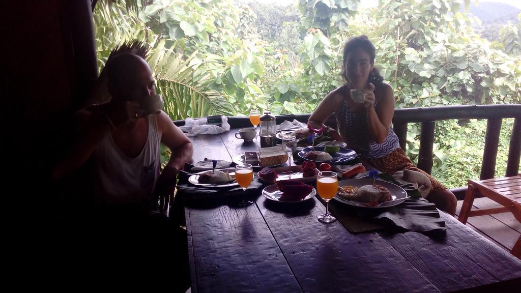 The Local Story Resort Ban Mon Talaeng المظهر الخارجي الصورة