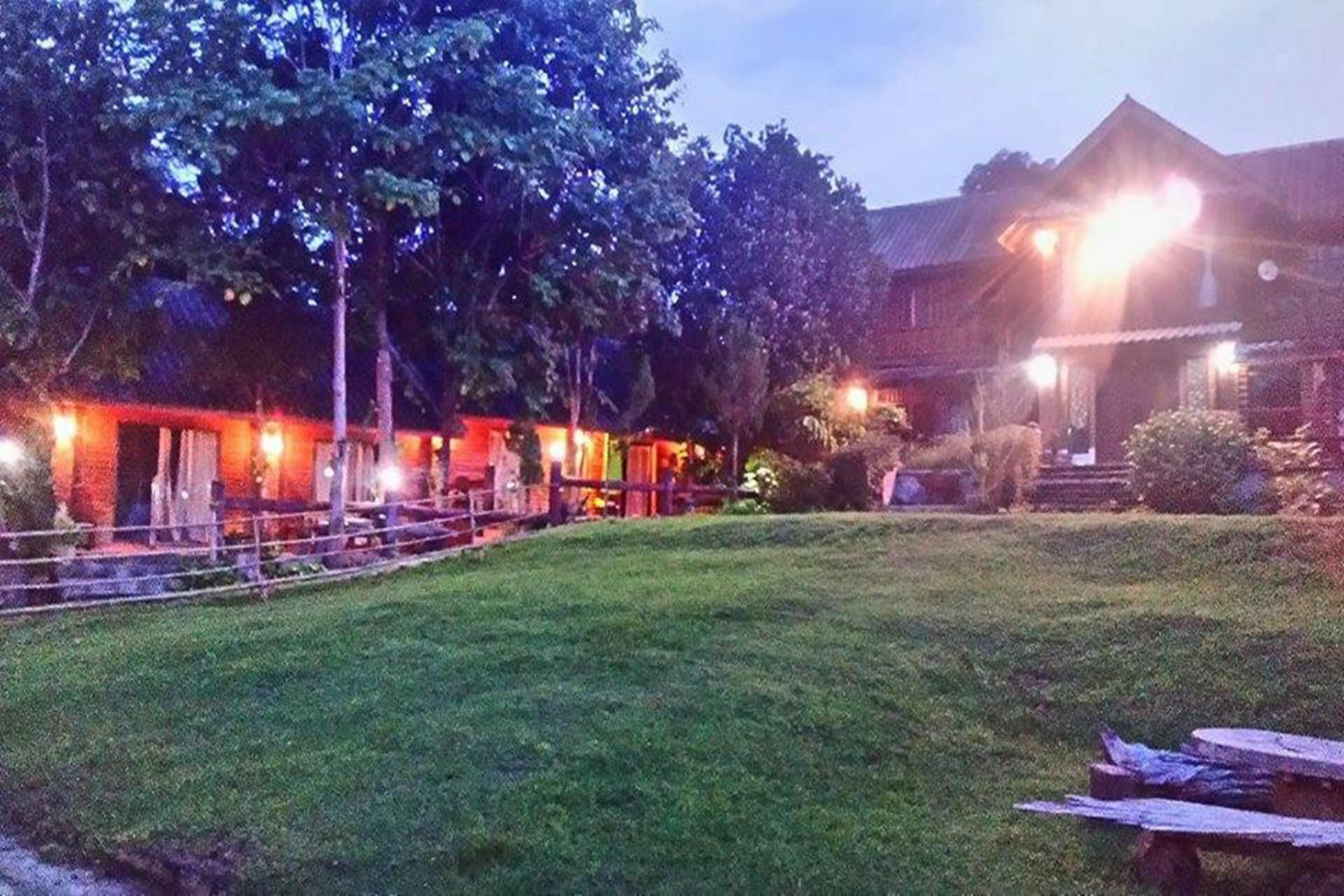 The Local Story Resort Ban Mon Talaeng المظهر الخارجي الصورة