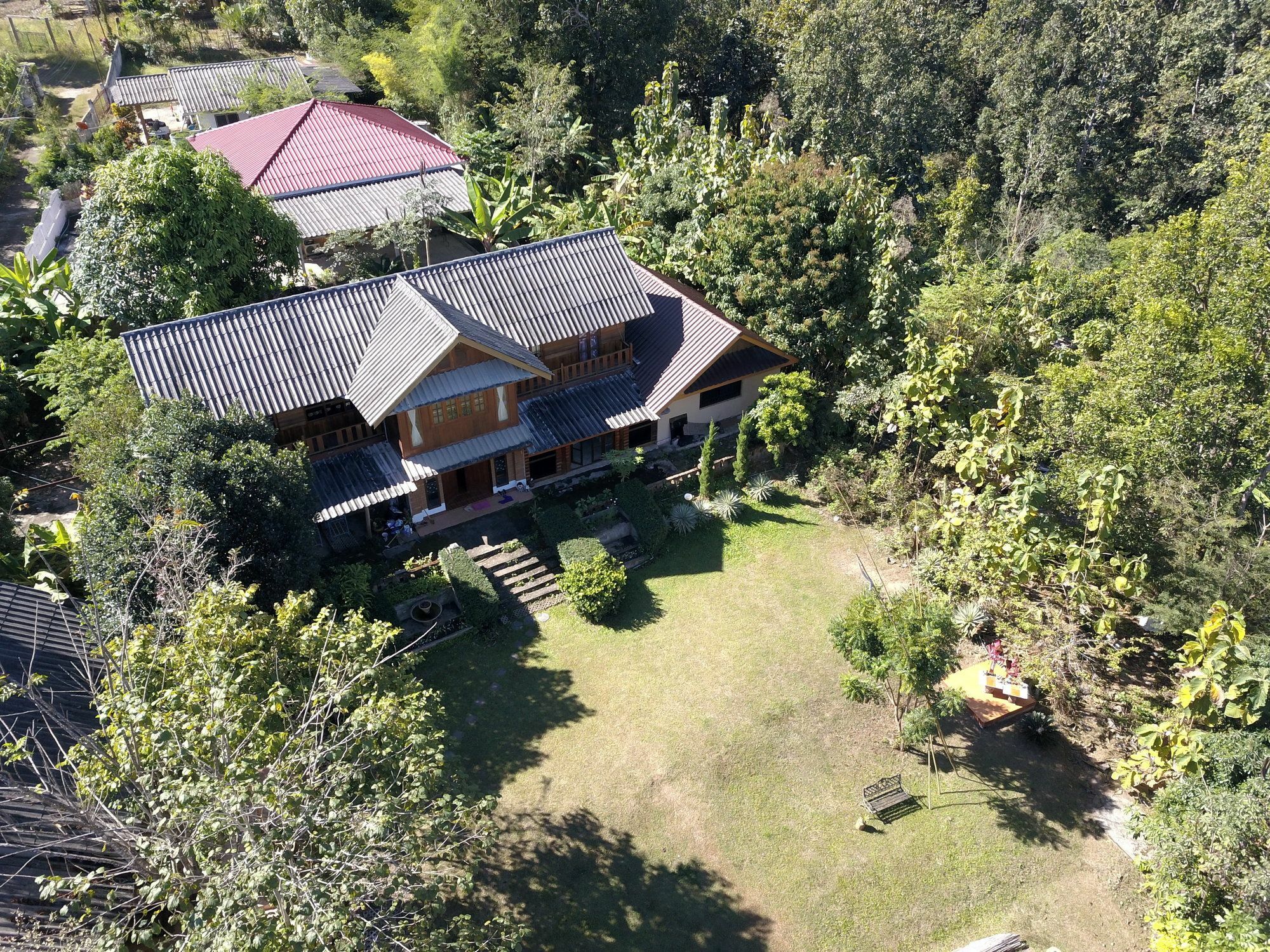The Local Story Resort Ban Mon Talaeng المظهر الخارجي الصورة